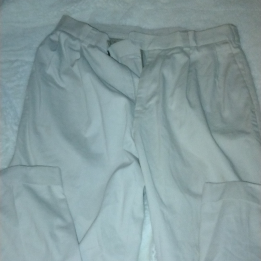 30/30 women's dress pants, cream color, never worn, Natural Issue brand
